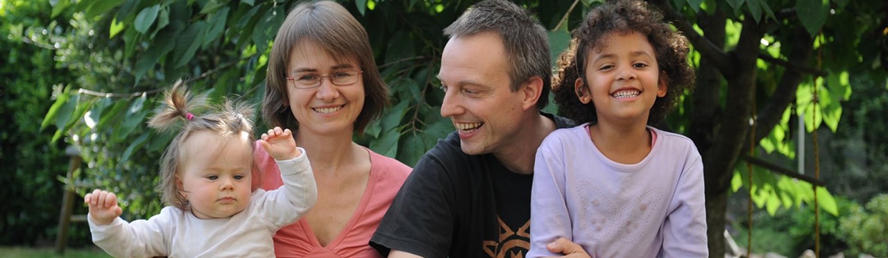 Familie mit zwei Kindern